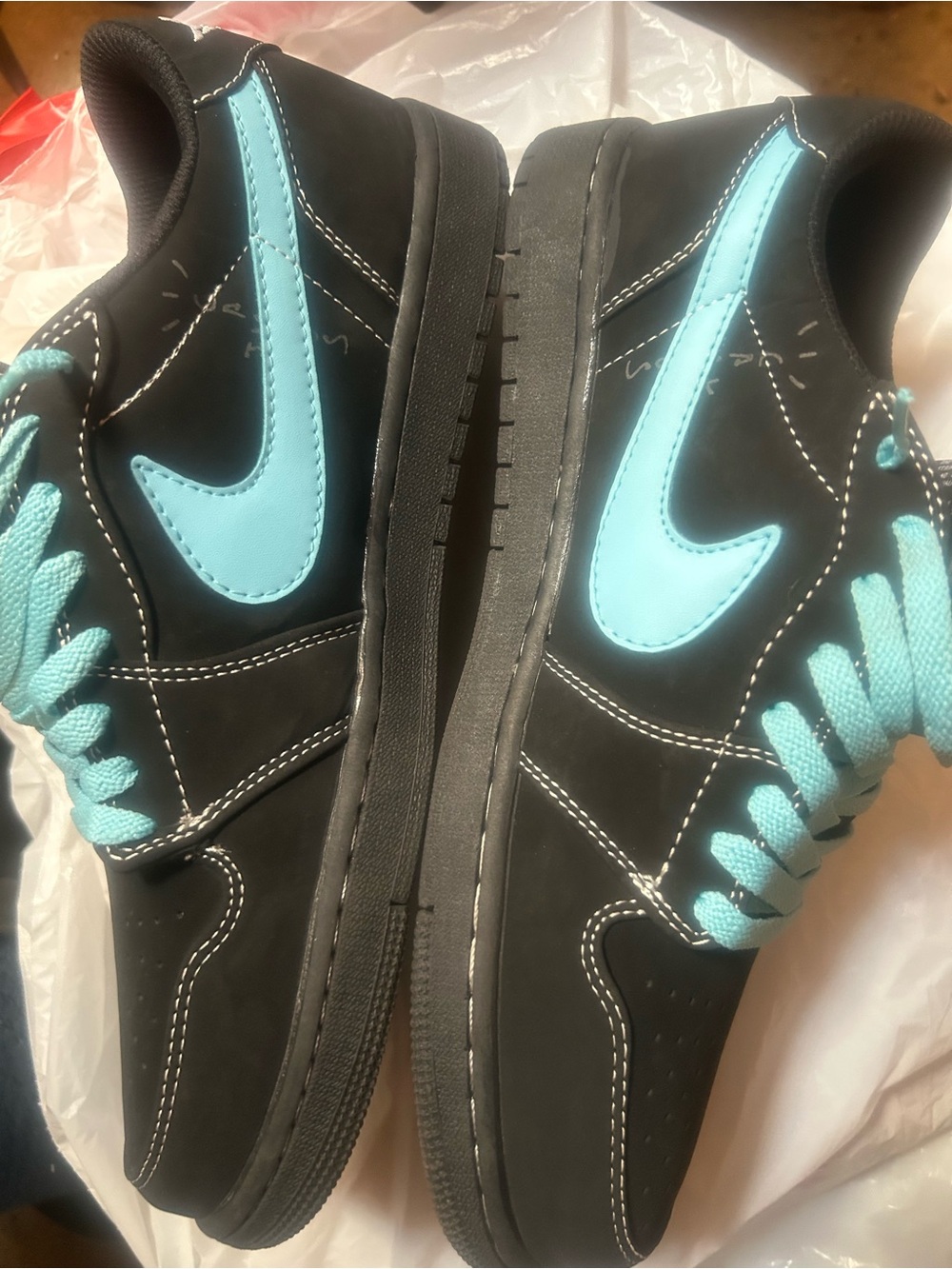 Nike Black Sneakers with Teal Accents